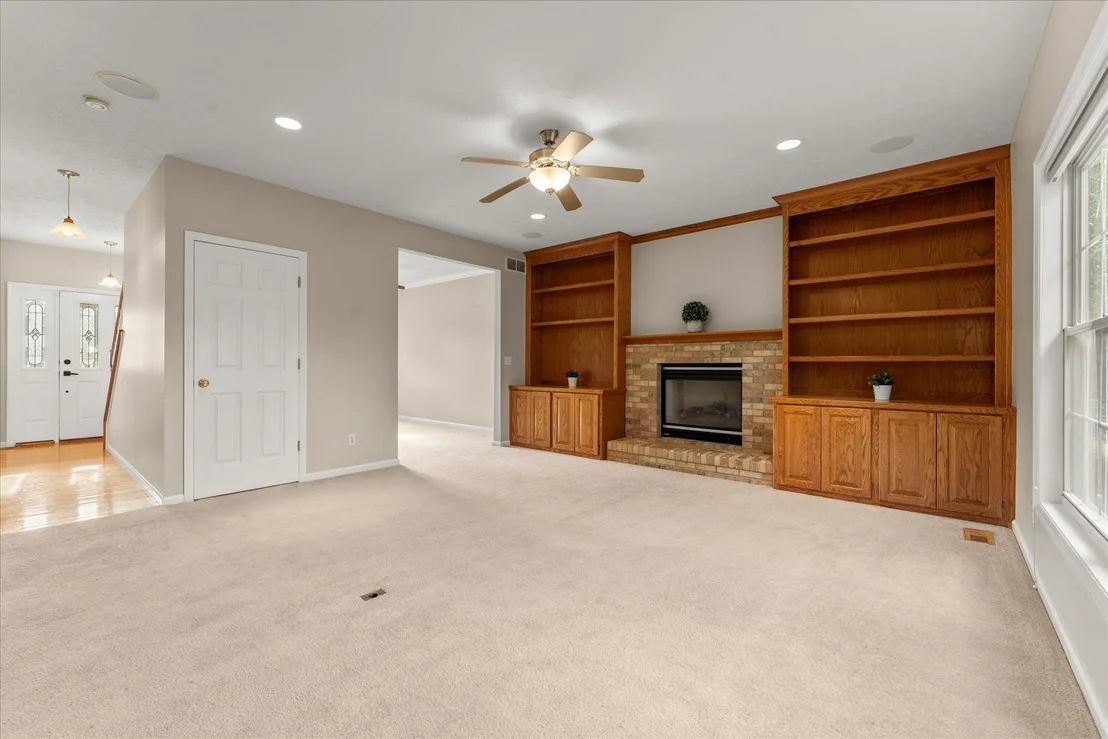 Photo of 1703 Deer Run Drive
