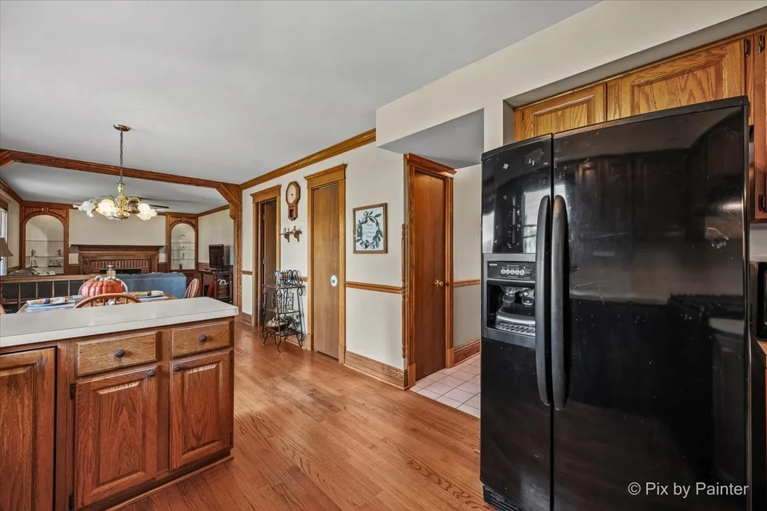 Photo of 765 Crest Drive