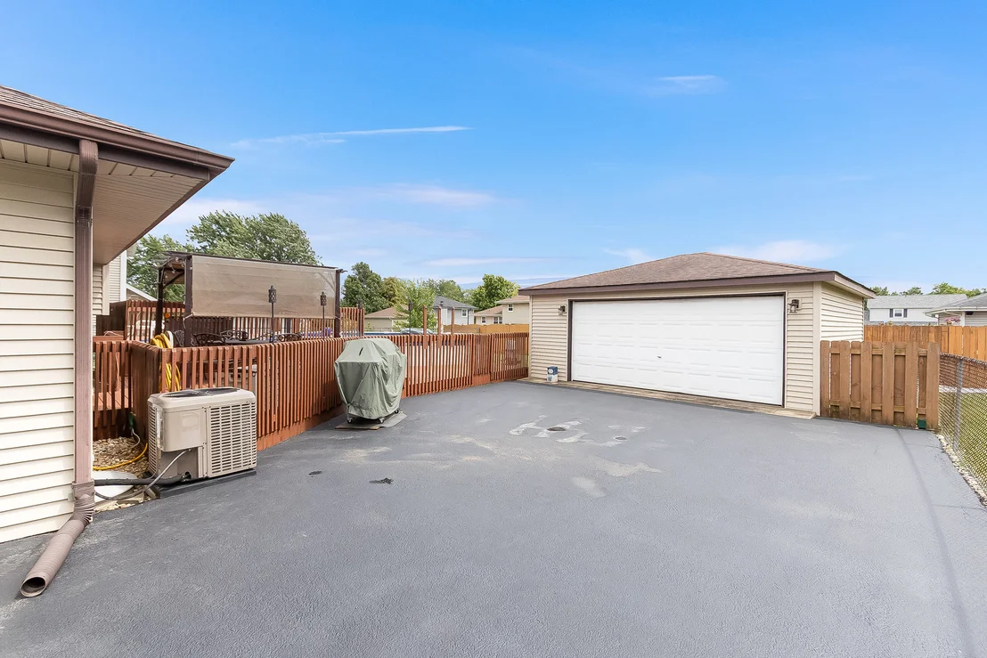 Photo of 3842 Jonathan Simpson Drive