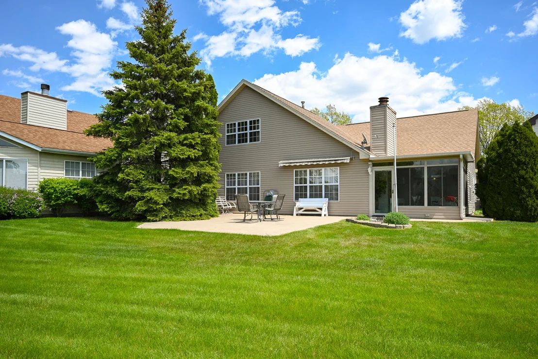 Photo of 21068 W Hazelnut Lane