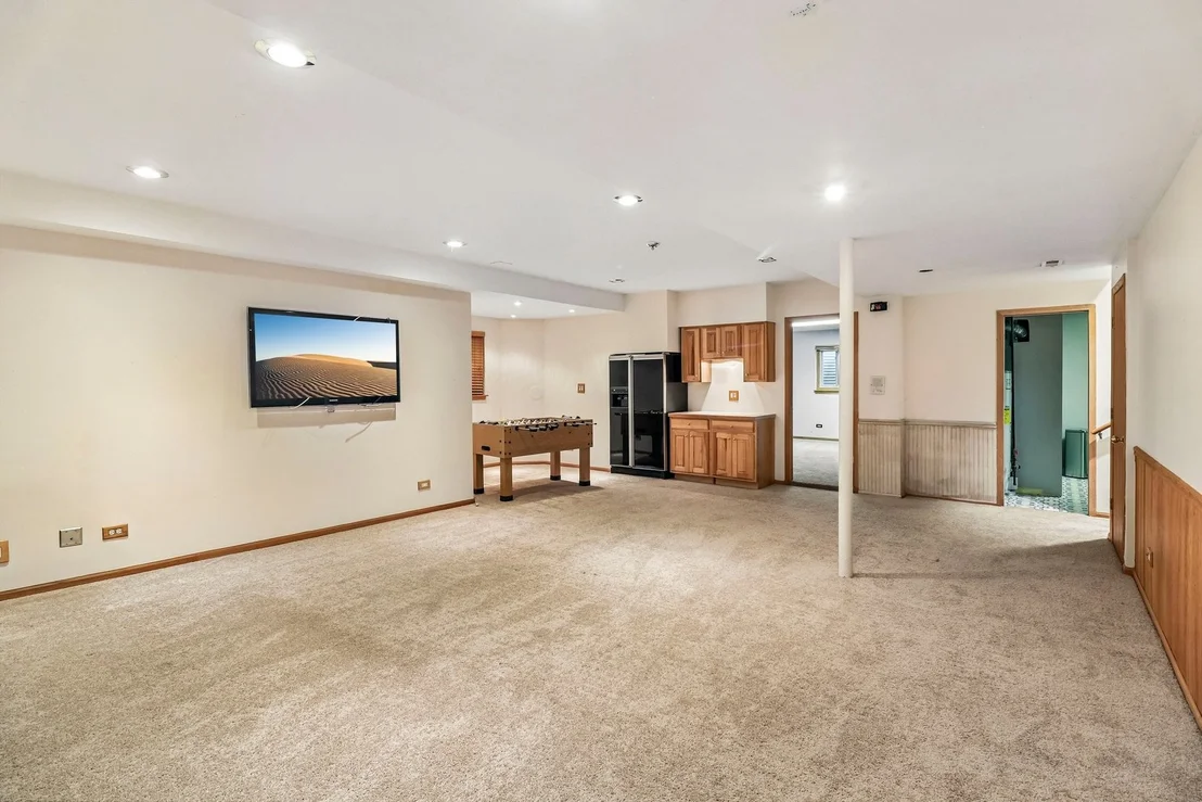 Photo of 6212 Formoor Lane