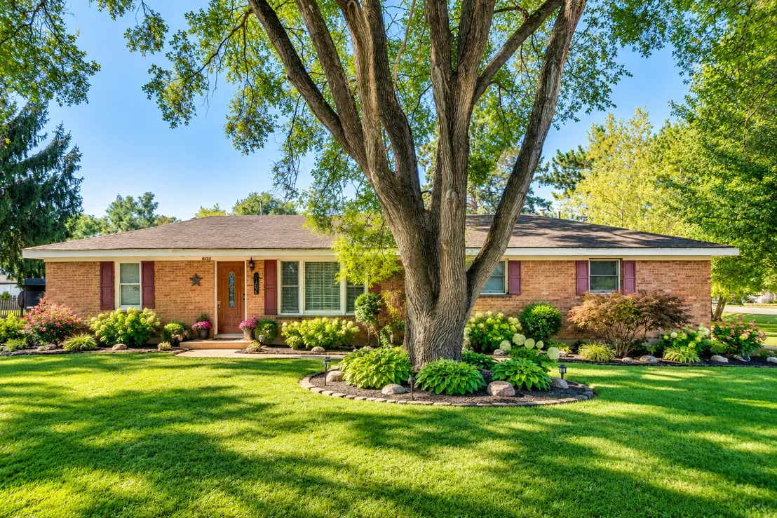 Photo of 6703 Hawthorne Drive