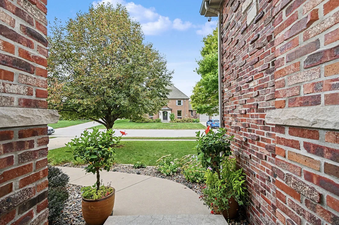 Photo of 18 Stonebrook Court