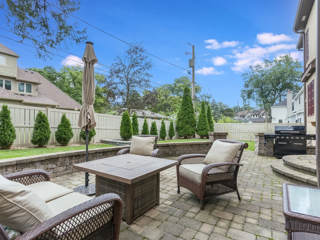Photo of 720 Willow Road