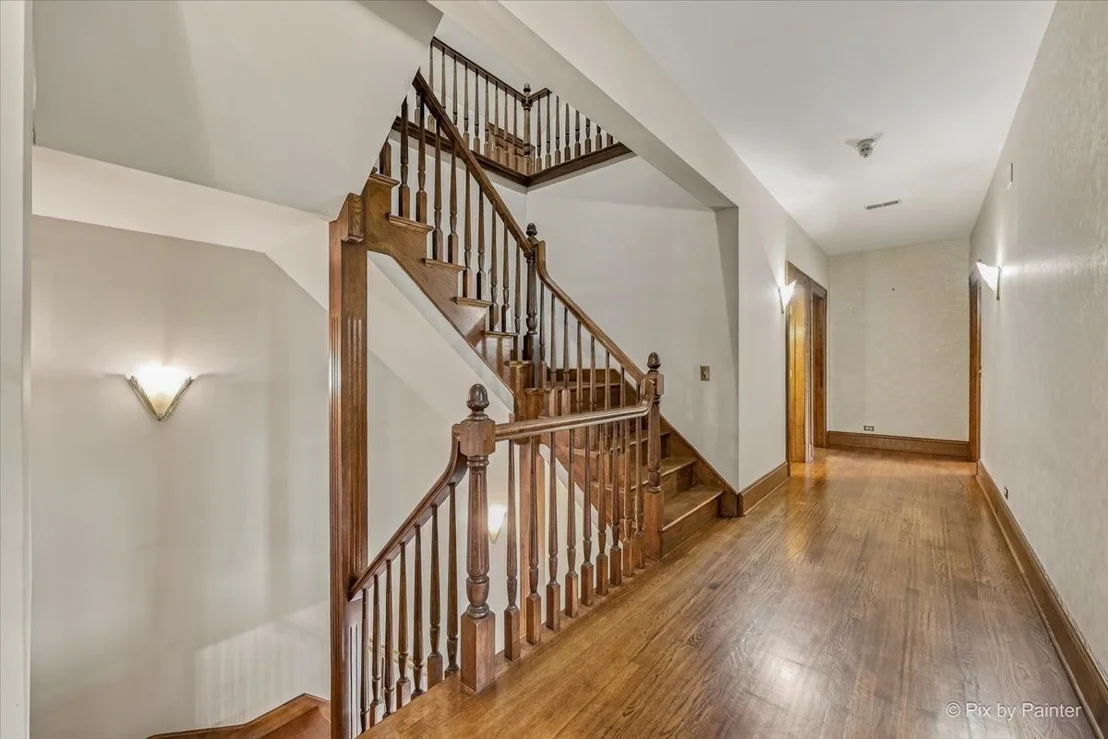 Photo of 5N719 Castle Drive
