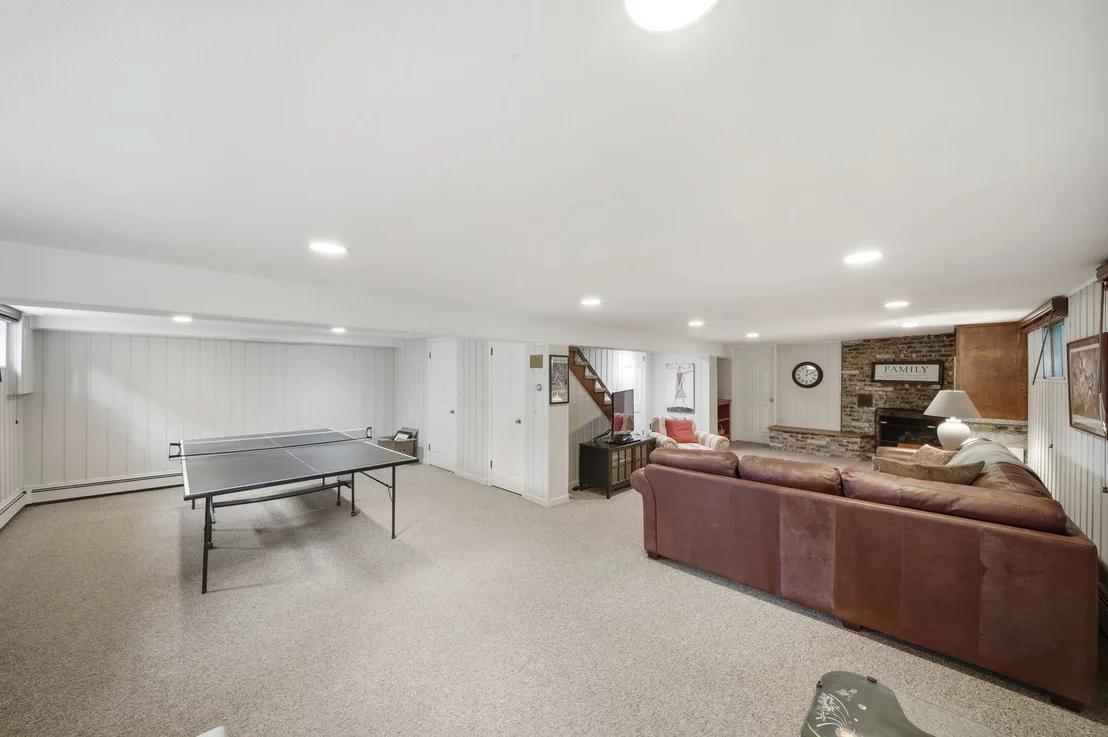 Photo of 534 E Forest Avenue