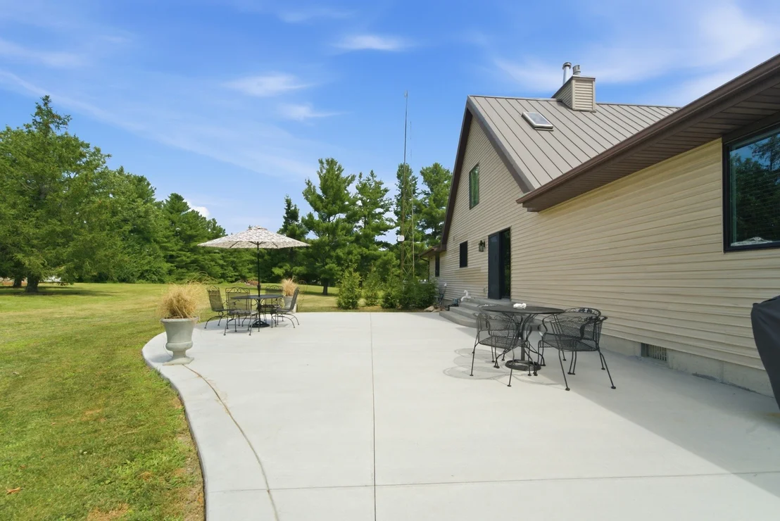 Photo of 2437 N 1480 East Road