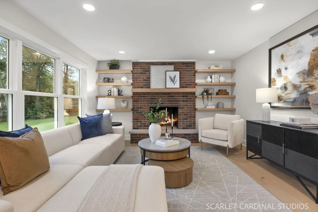 Photo of 1048 Summit Hills Lane