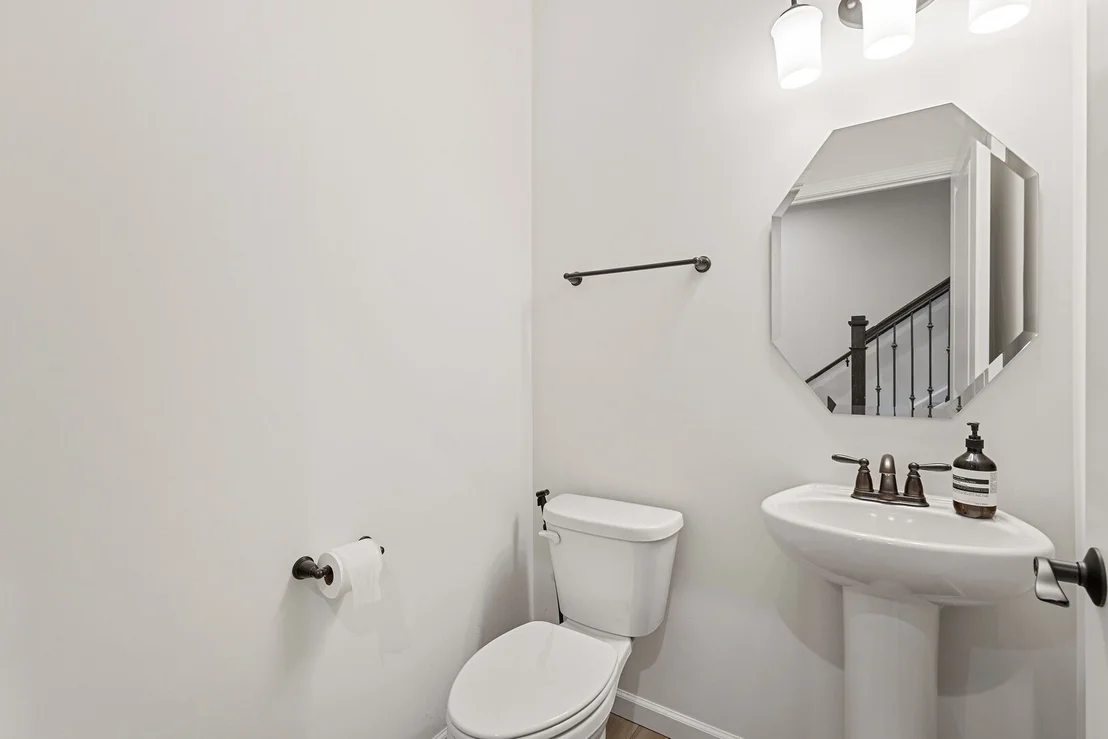 Photo of 1231 Josiah Road