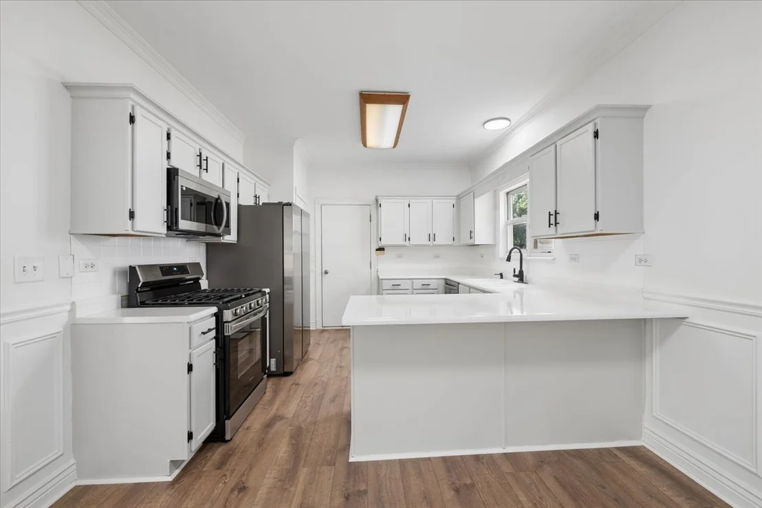 Photo of 415 Juniper Drive