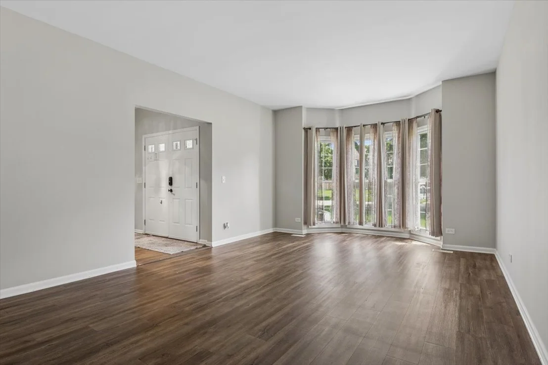 Photo of 490 Flora Drive