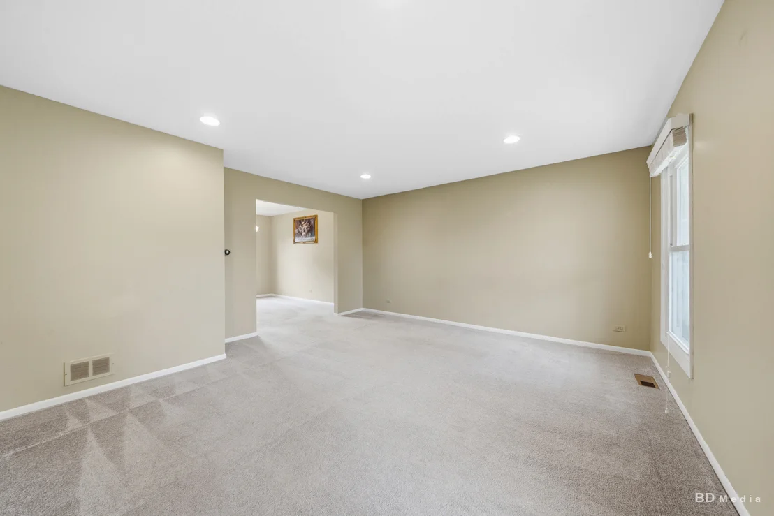 Photo of 846 Pheasant Walk Drive