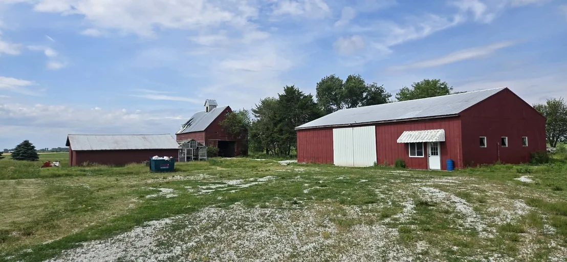 Photo of 265 N 3300 East Road