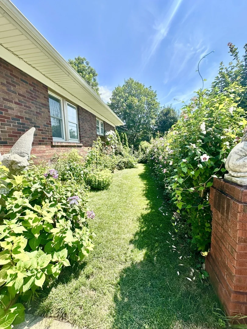Photo of 85 WILCOX Avenue
