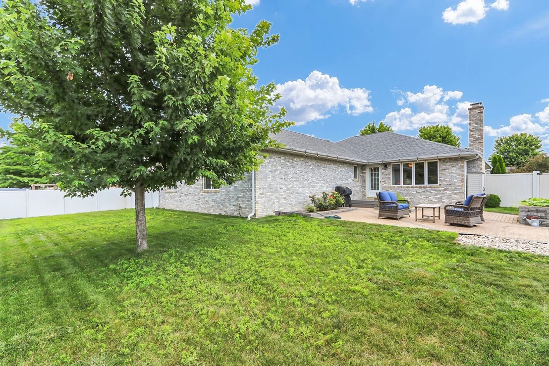 Photo of 403 N Cedar Drive
