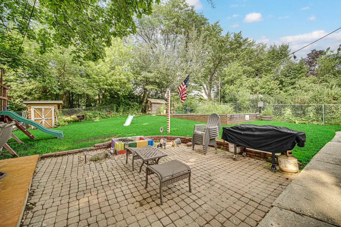 Photo of 909 Pershing Drive