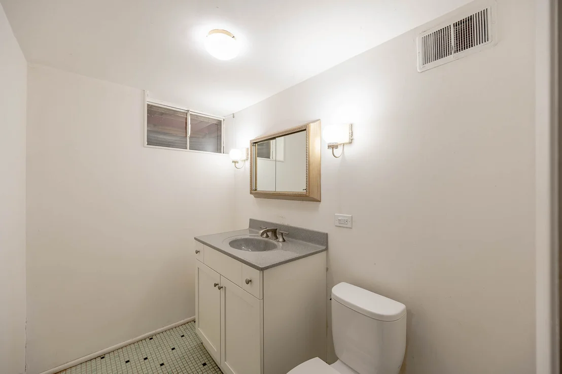 Photo of 104 N Warrington Road
