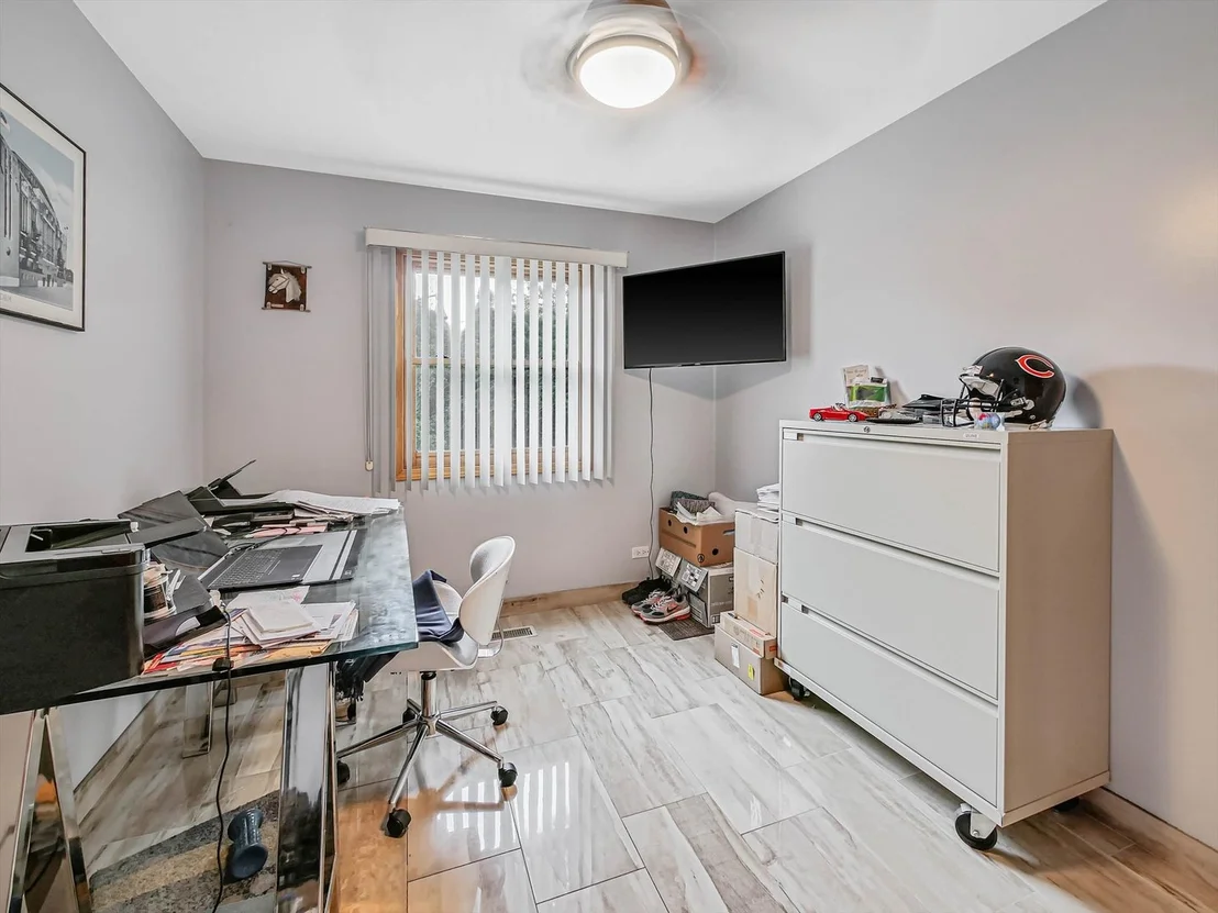 Photo of 1212 Grove Avenue