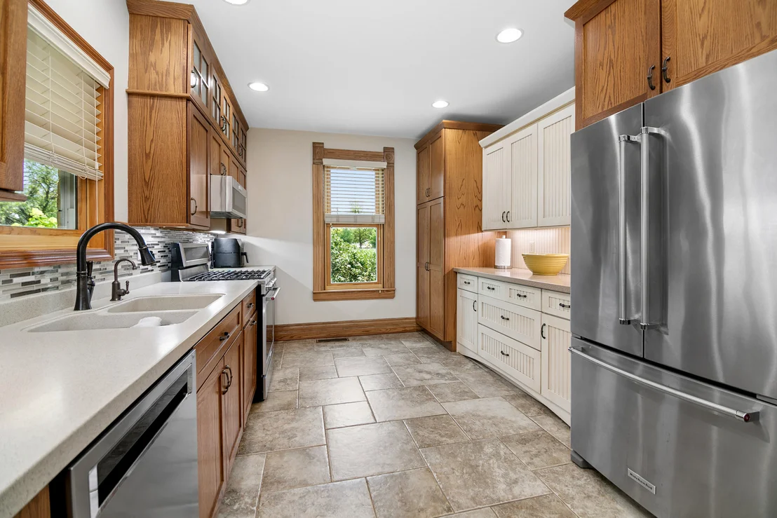 Photo of 125 W 1st Avenue