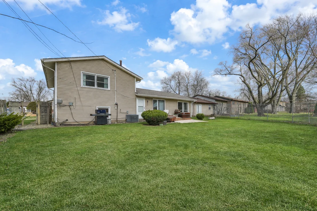 Photo of 17616 Grandview Drive