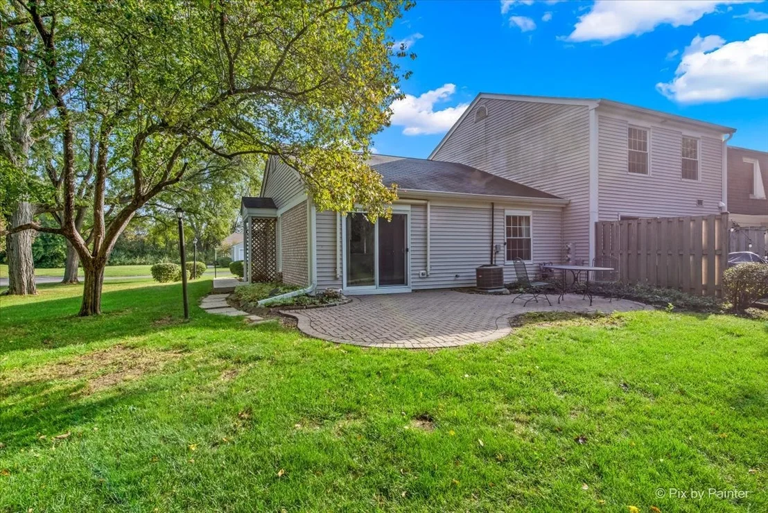 Photo of 20 Red Oak Trail