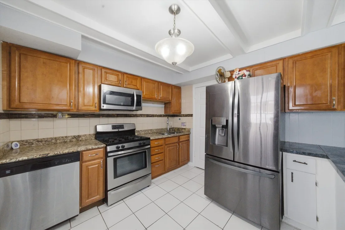 Photo of 9005 SHERRY Lane