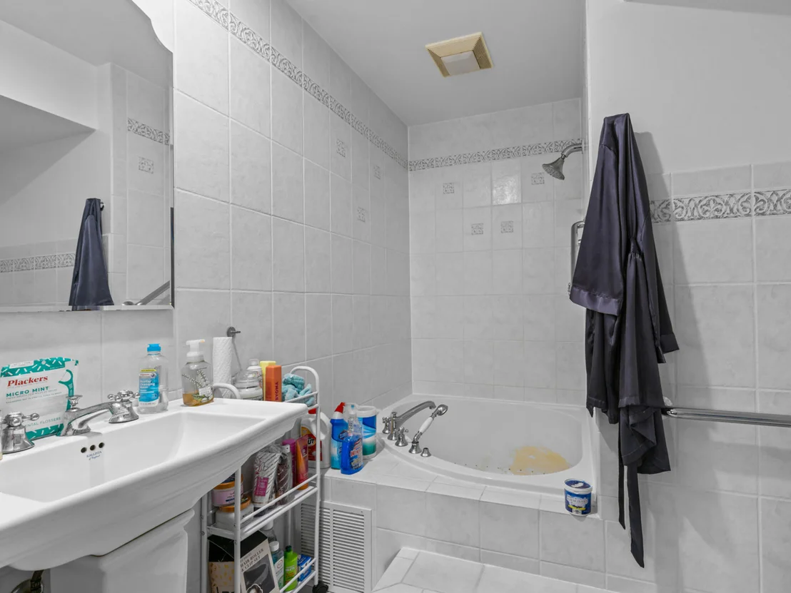 Photo of 155 Helm Road