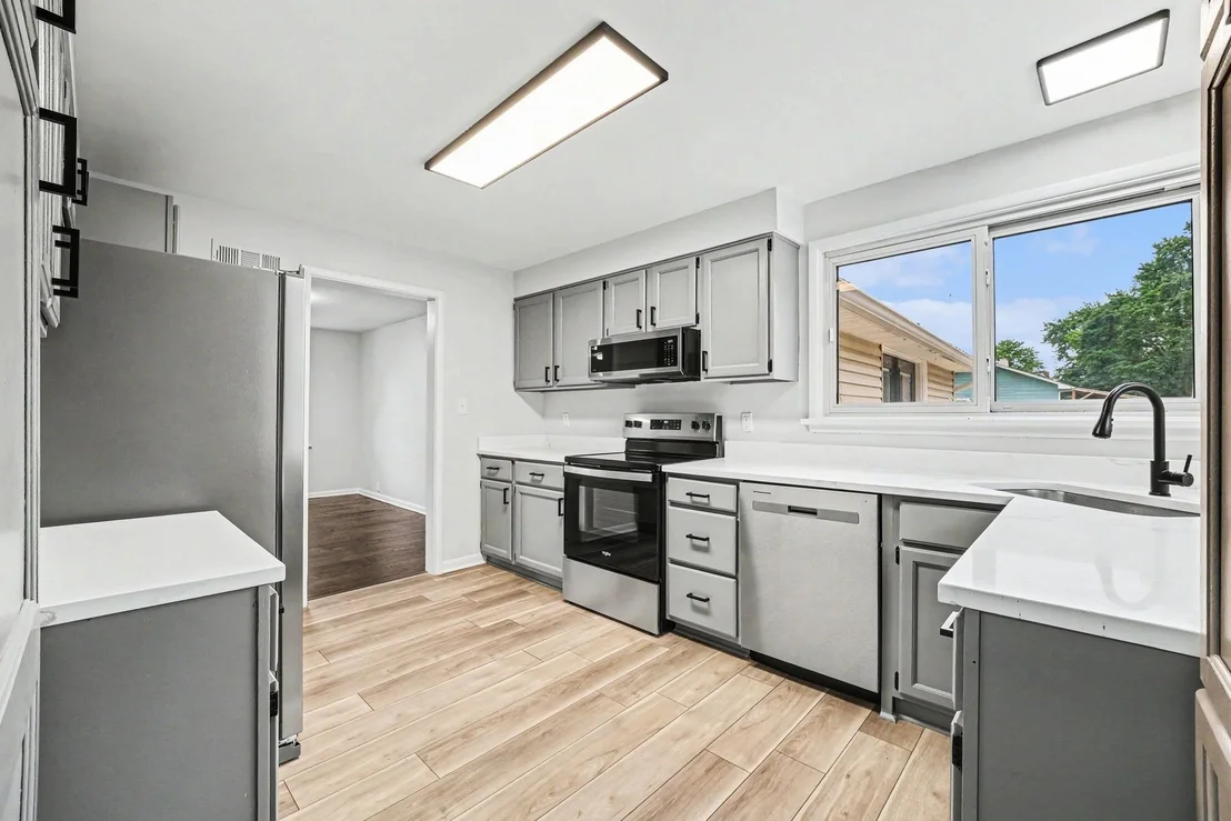 Photo of 936 Old Indian Trail