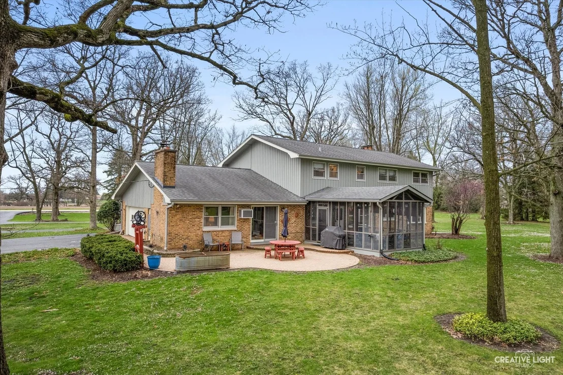 Photo of 43W762 Mcdonald Road