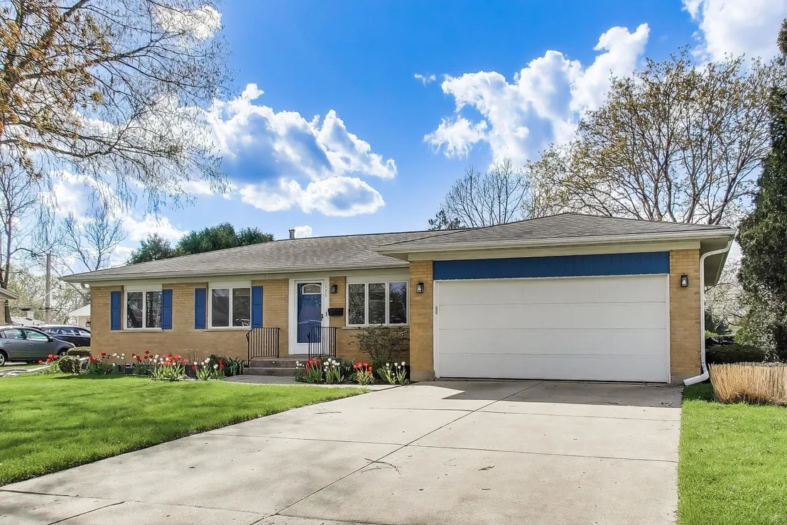Photo of 1036 Clark Lane