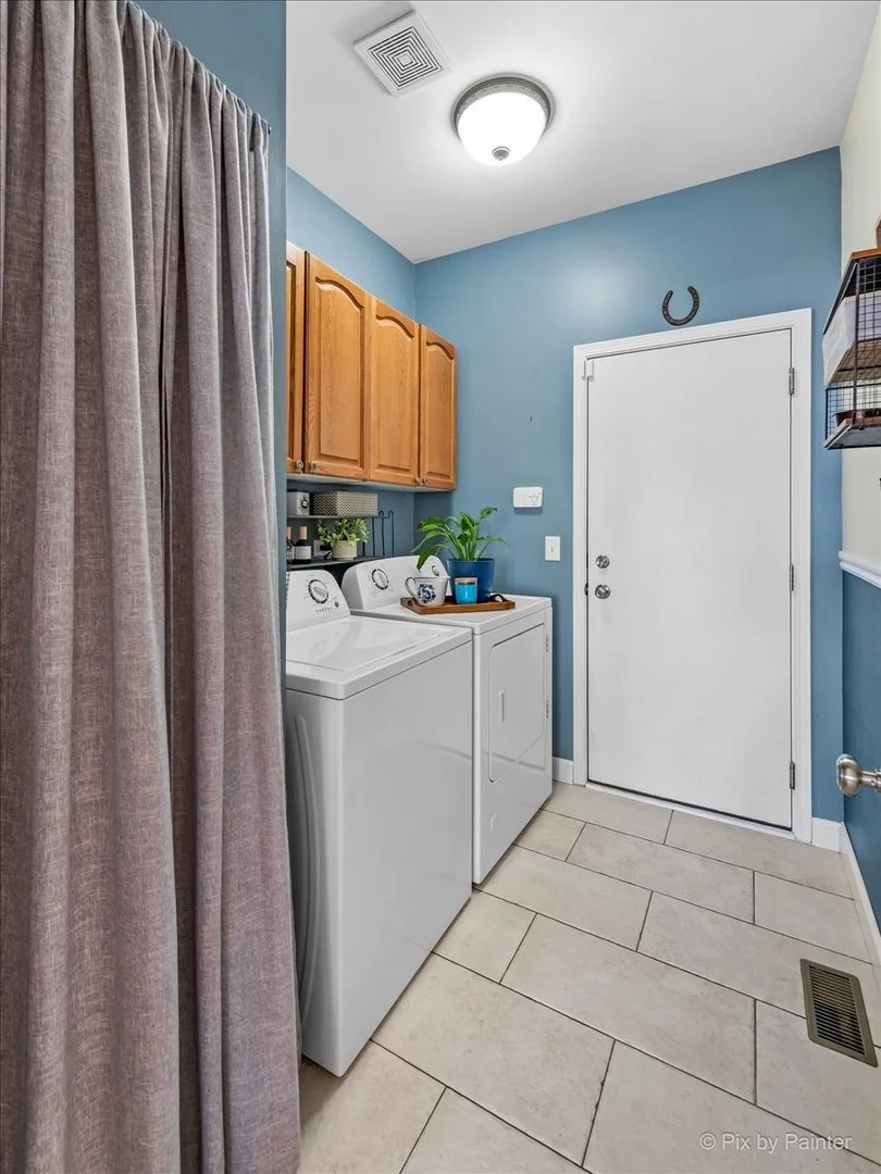 Photo of 924 Viewpointe Drive