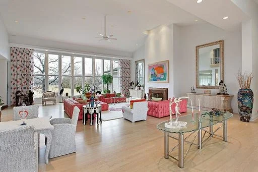 Photo of 3 BROADLEYS Court