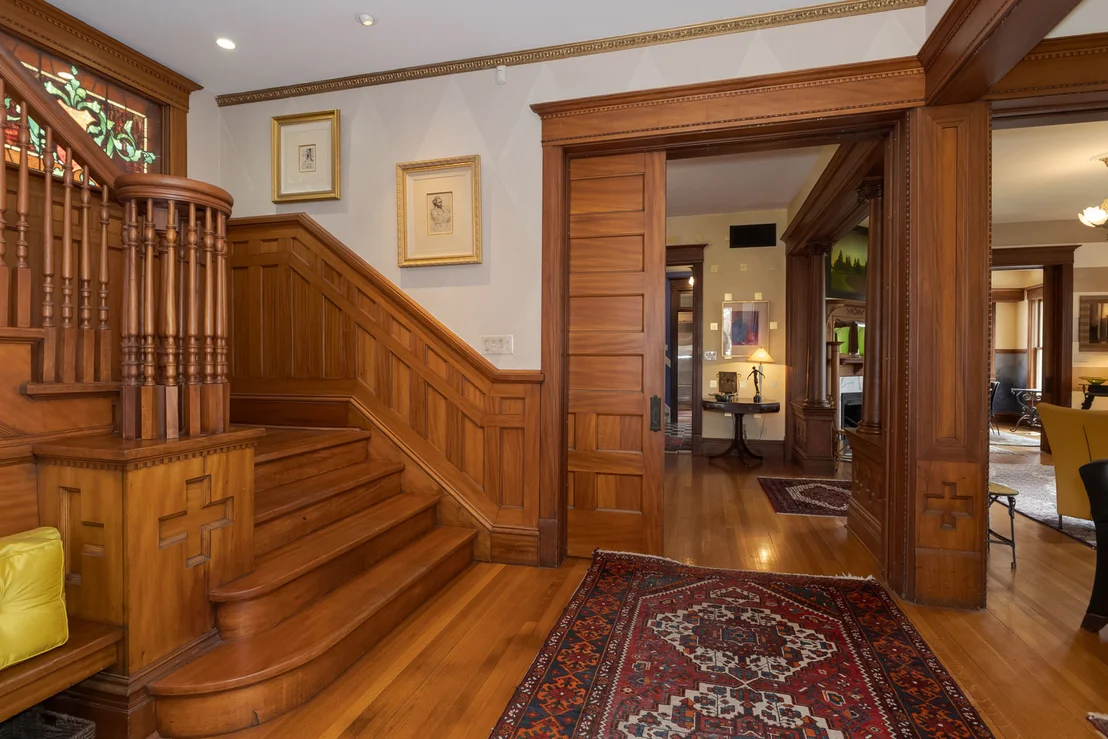 Photo of 5 Broadway Place