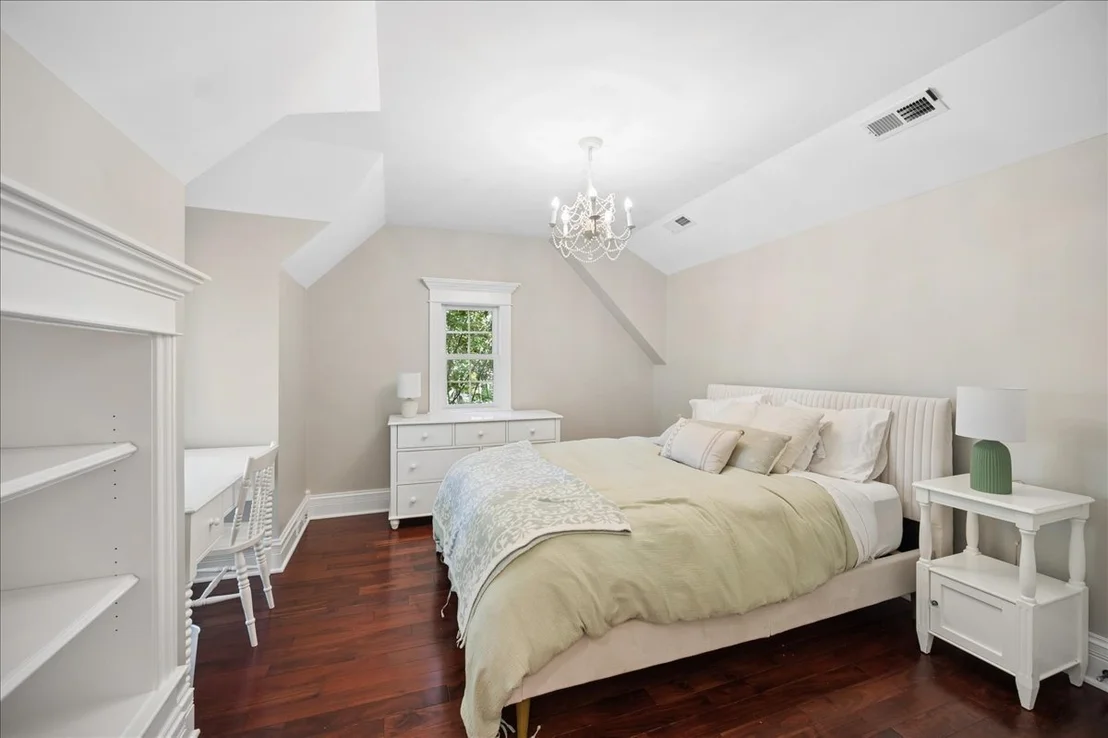 Photo of 1036 Ash Street