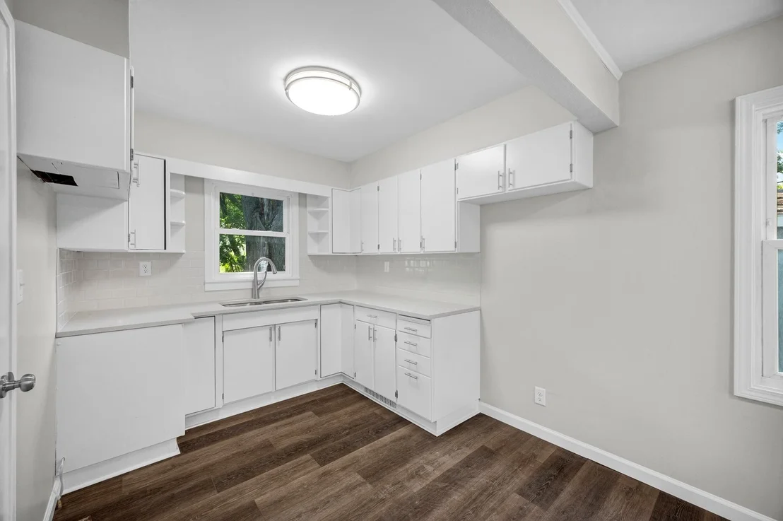 Photo of 803 Marion Street