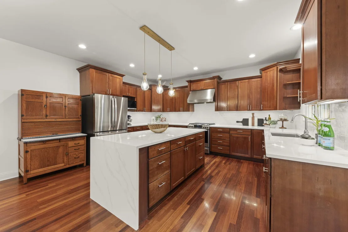 Photo of 133 N Clinton Avenue