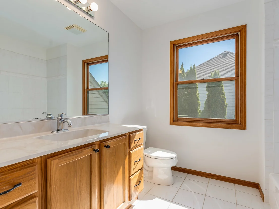 Photo of 521 Ridgewood Drive