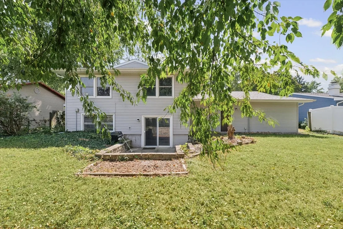 Photo of 2108 Blackthorn Drive