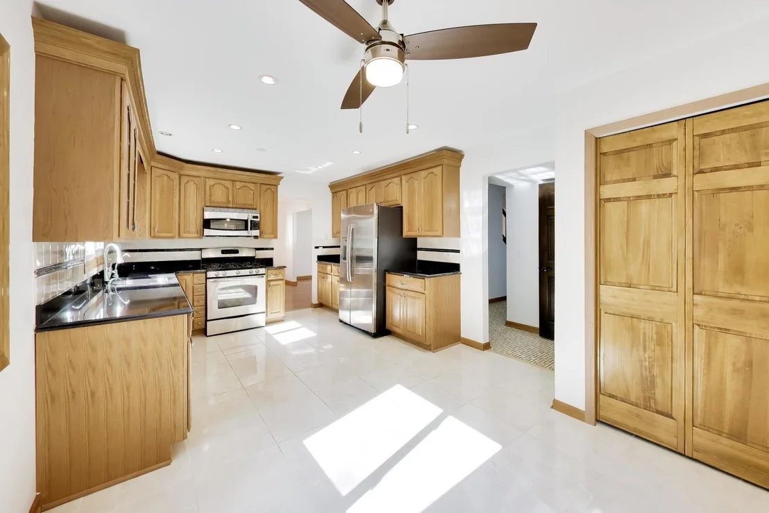 Photo of 720 Dunhill Drive