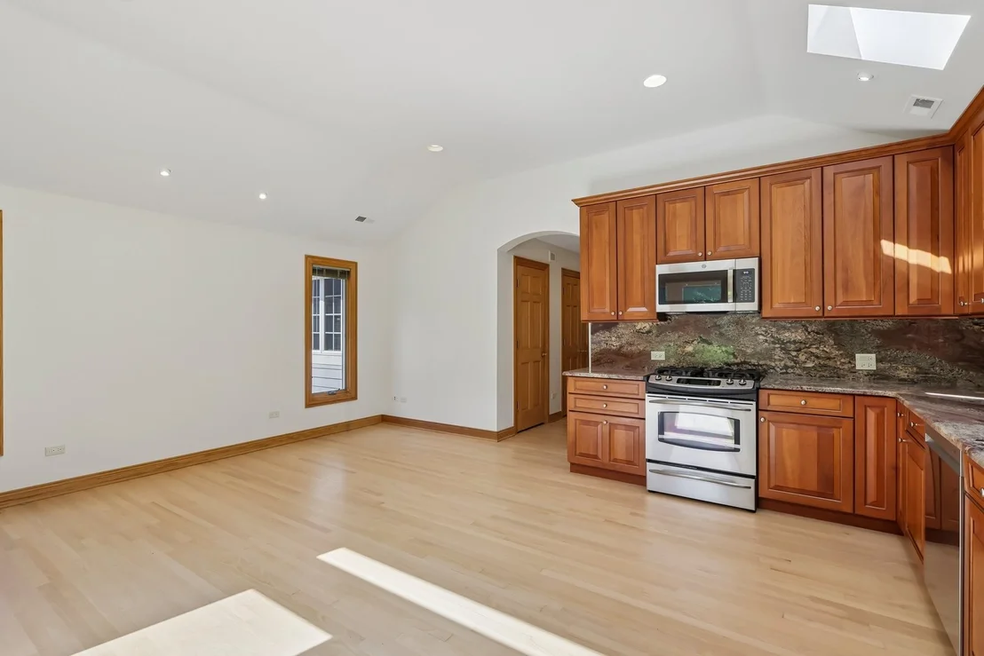 Photo of 1607 Short Terrace