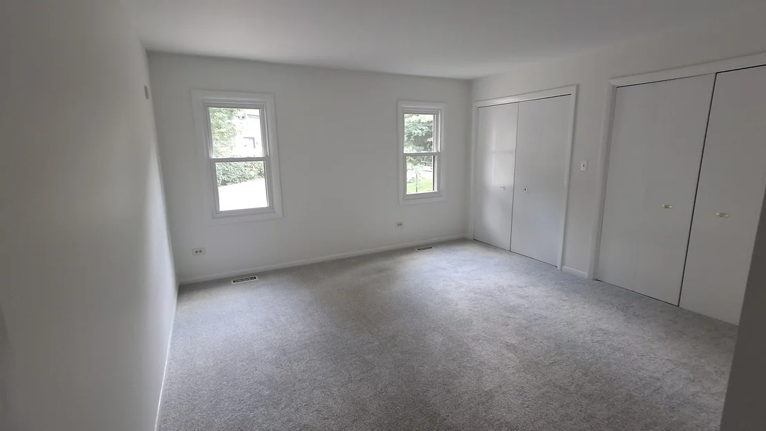 Photo of 1031 Holly Lane