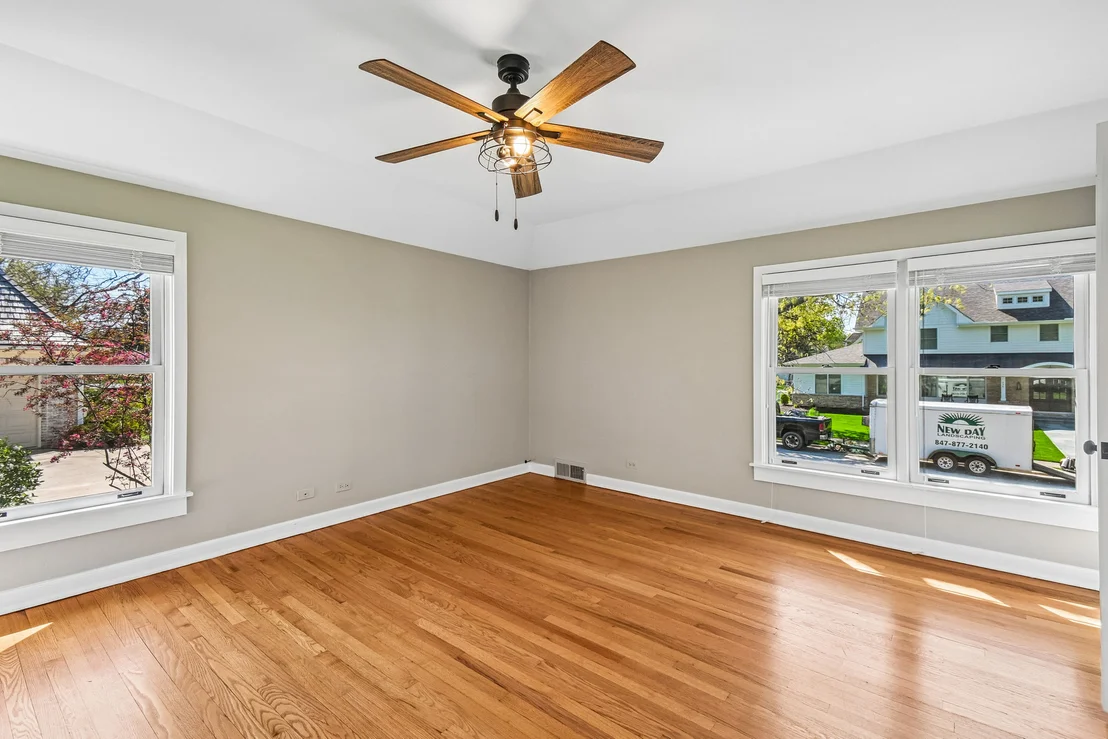 Photo of 939 Westcliff Lane SE