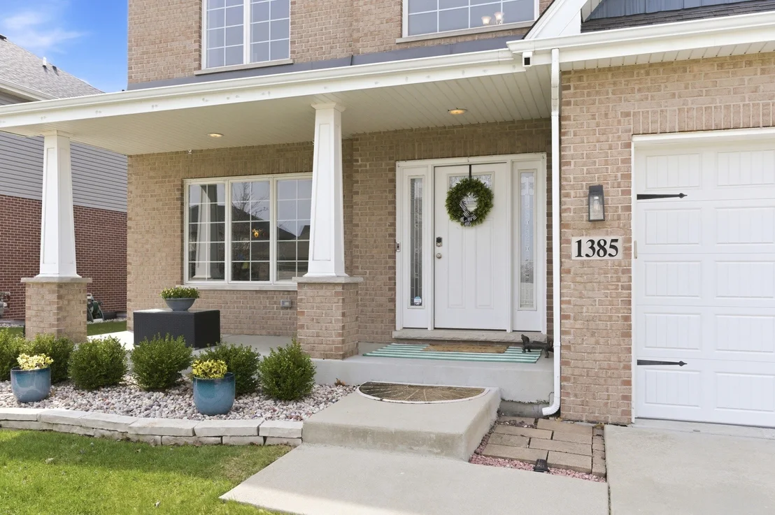 Photo of 1385 Overton Drive