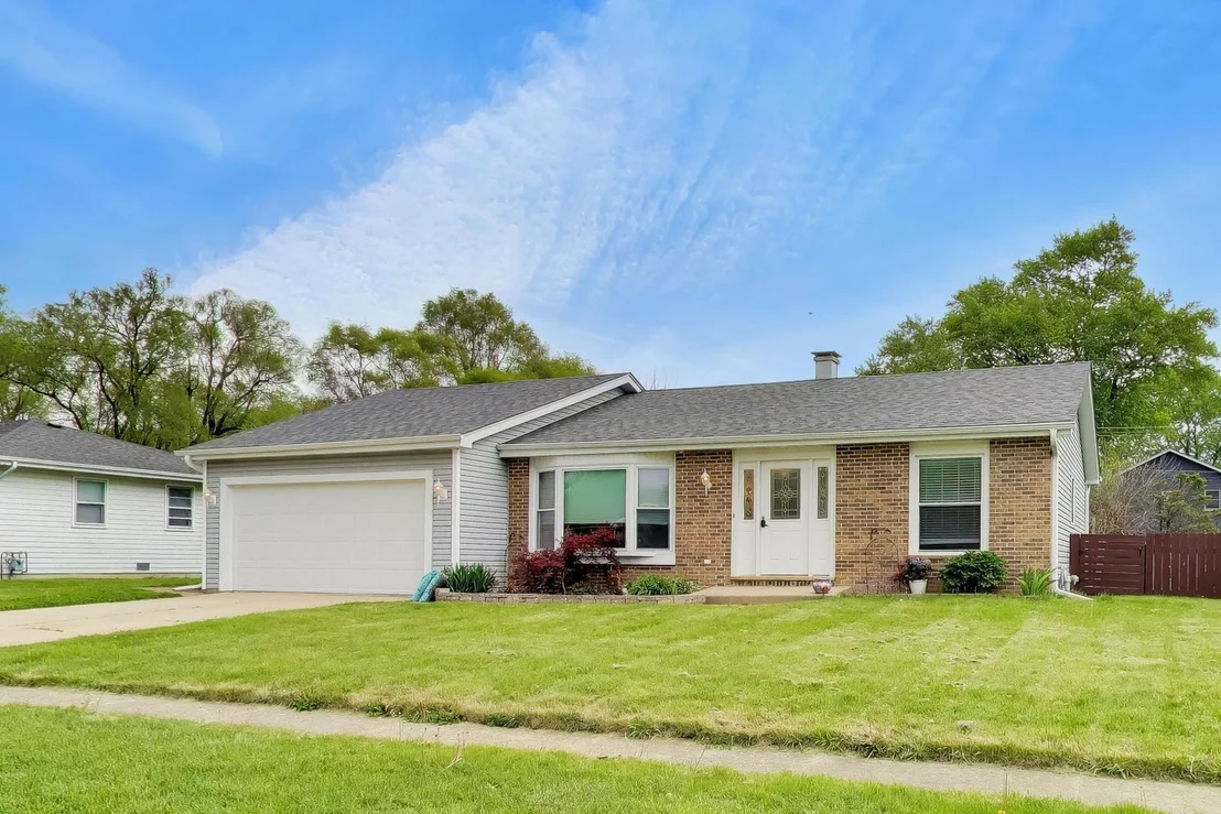 Photo of 1410 N Scully Drive