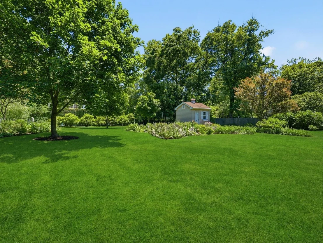 Photo of 1319 Bunker Avenue
