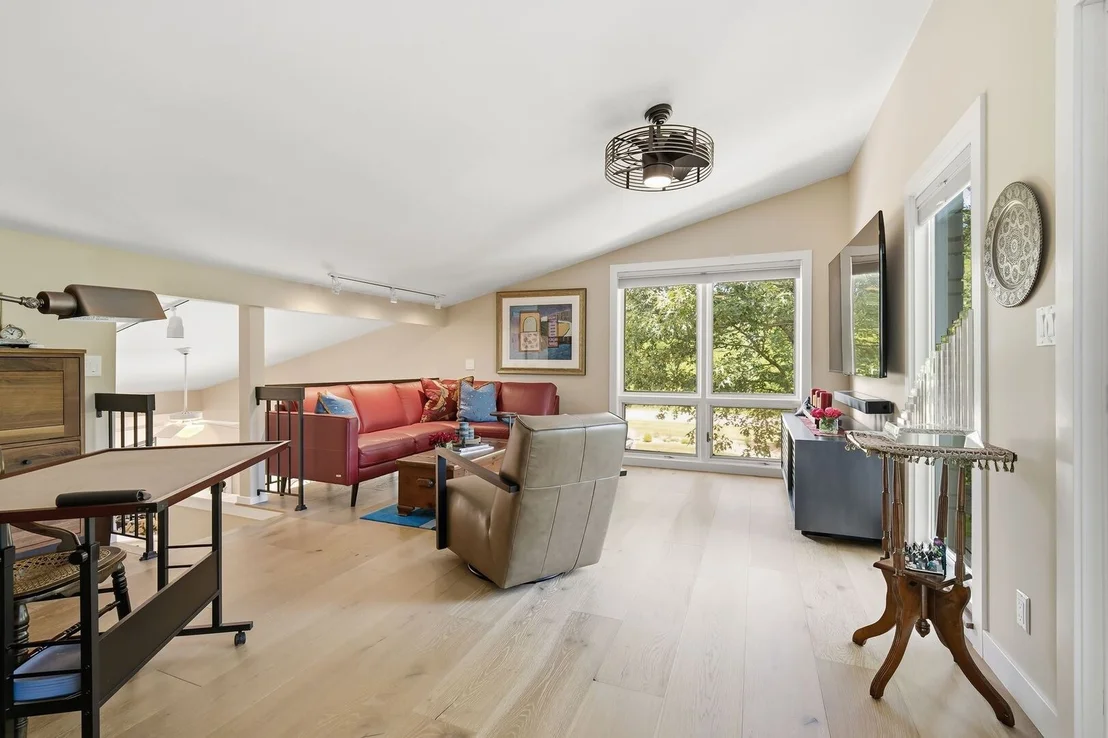 Photo of 25130 Arrowhead Lane