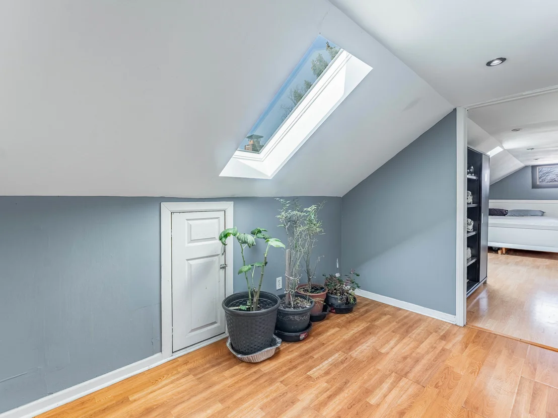 Photo of 1333 Willow Avenue