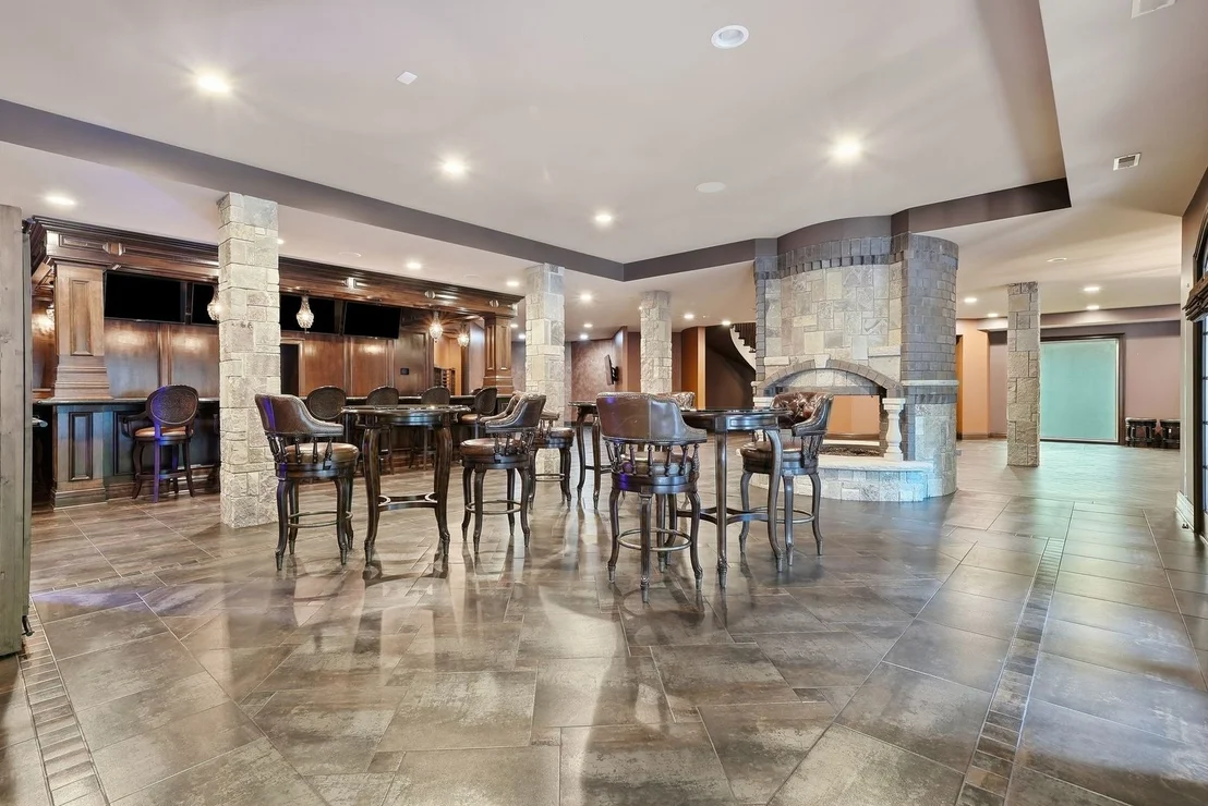 Photo of 501 Chatfield Road
