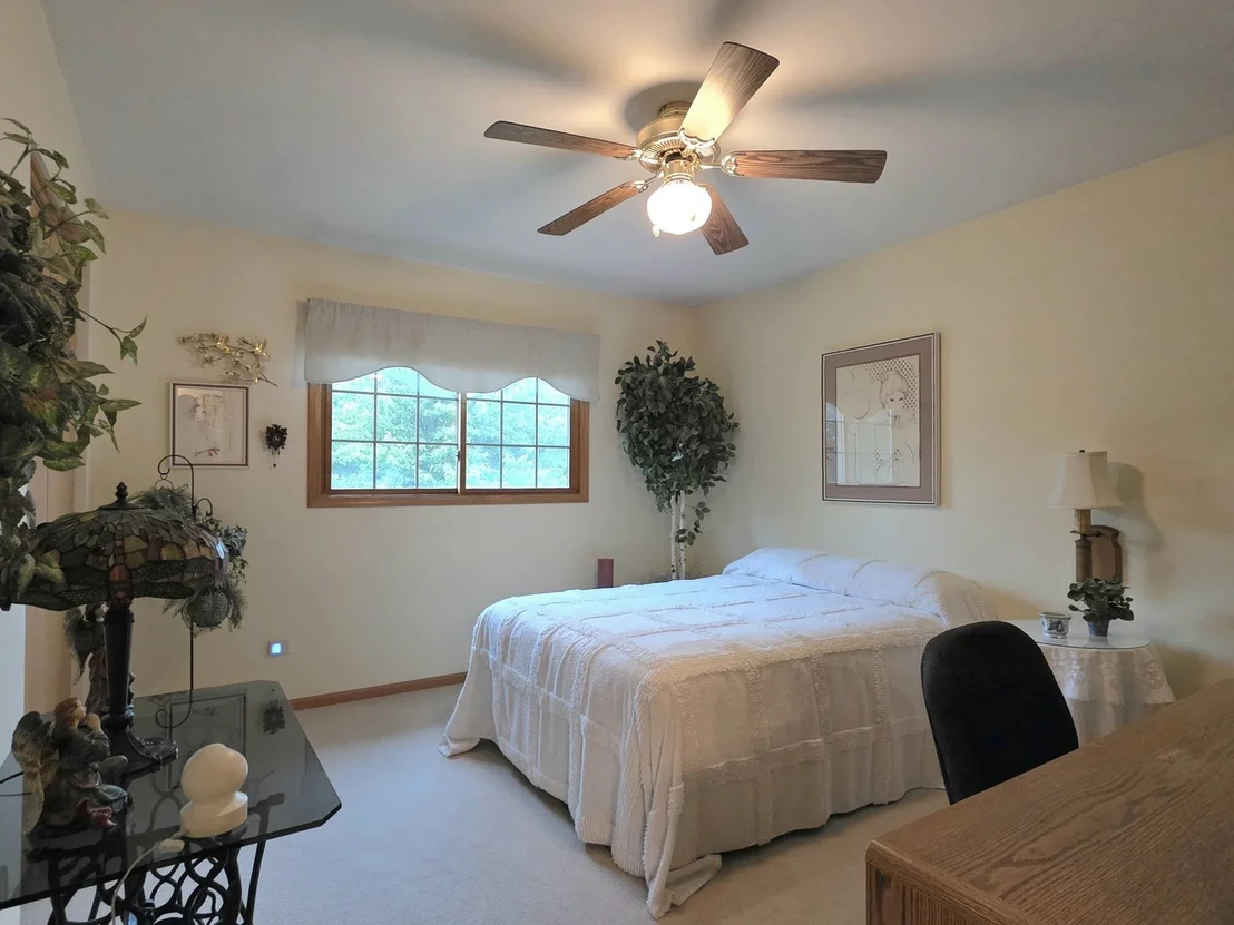 Photo of 601 Lisson