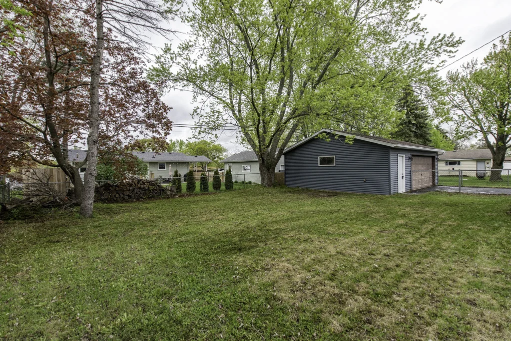 Photo of 1826 Willow Road